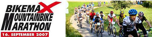 Mountainbiker auf der Rennstrecke